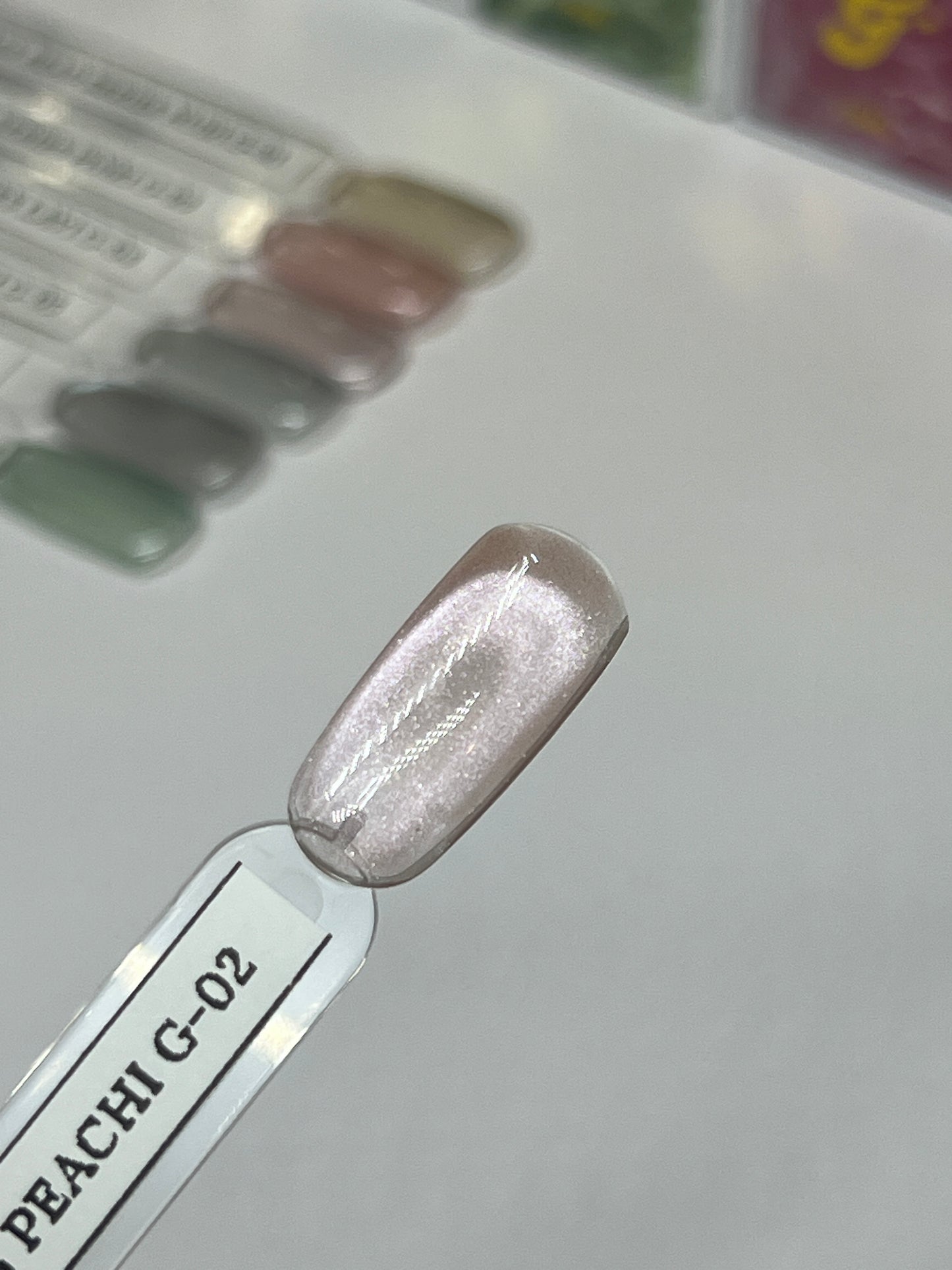 GELLICURE PRO★Cat Eye Gel Glass Bead Series Peachi G-02