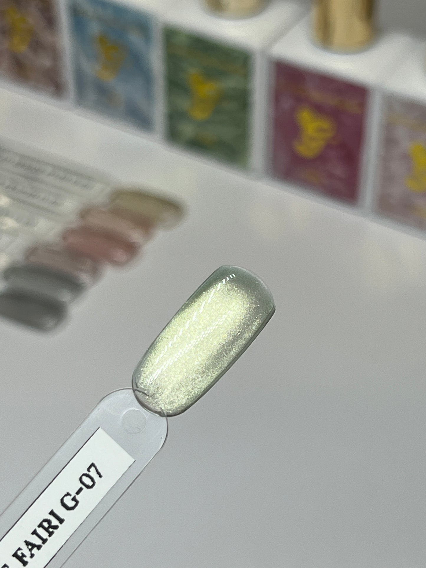GELLICURE PRO★Cat Eye Gel Glass Bead Series Fairi G-07