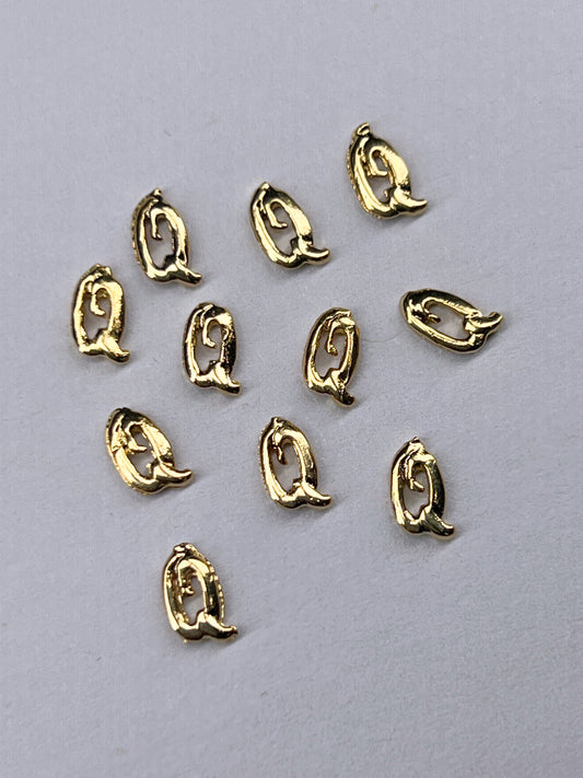 90's Gold Alphabet Charms - Letter Q
