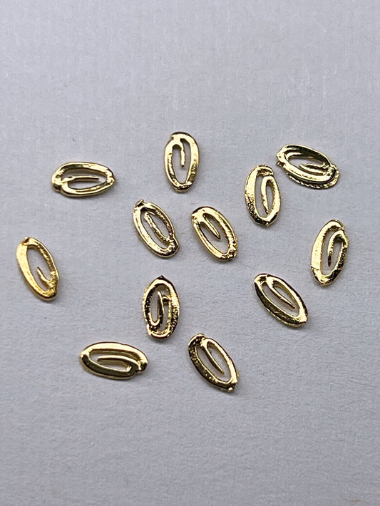 90's Gold Alphabet Charms - Letter O